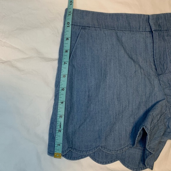 Club Monaco | Amber Short - Picture 13 of 13